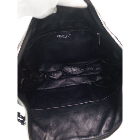 Chanel Luxury Line Shoulder Bag Black - Picture 3 of 9